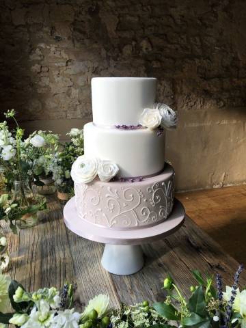 Hayley's Cake Studio, Oxfordshire Wedding Cakes