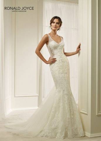 Emma Bride & Groom,Bridal Wear in Merseyside