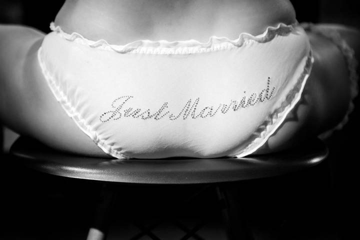 Ellie Sanderson Boudoir Photography, Photographers in Buckinghamshire