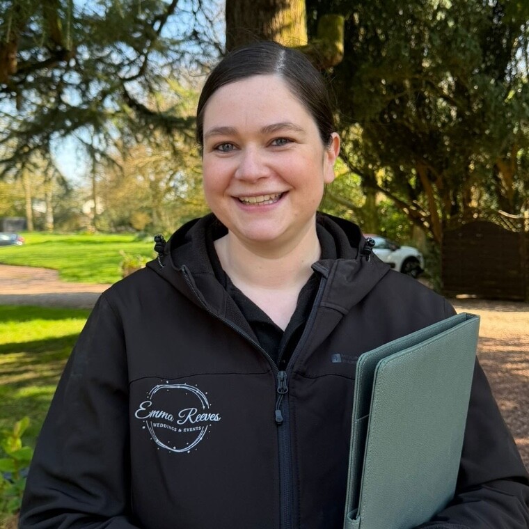 Emma Reeves headshot
