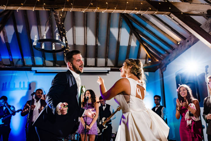 Get those moves out!