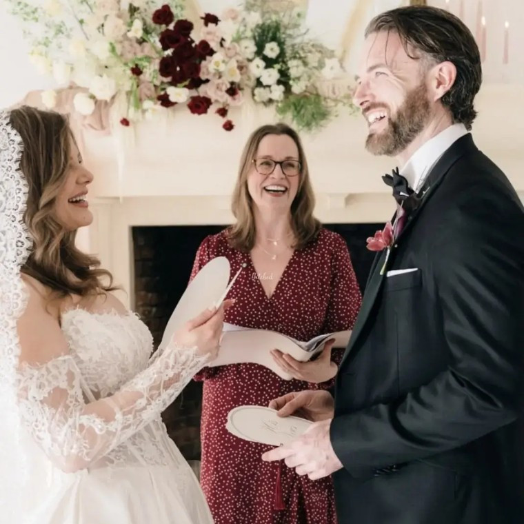 Oxfordshire Celebrant Helen Crook 
