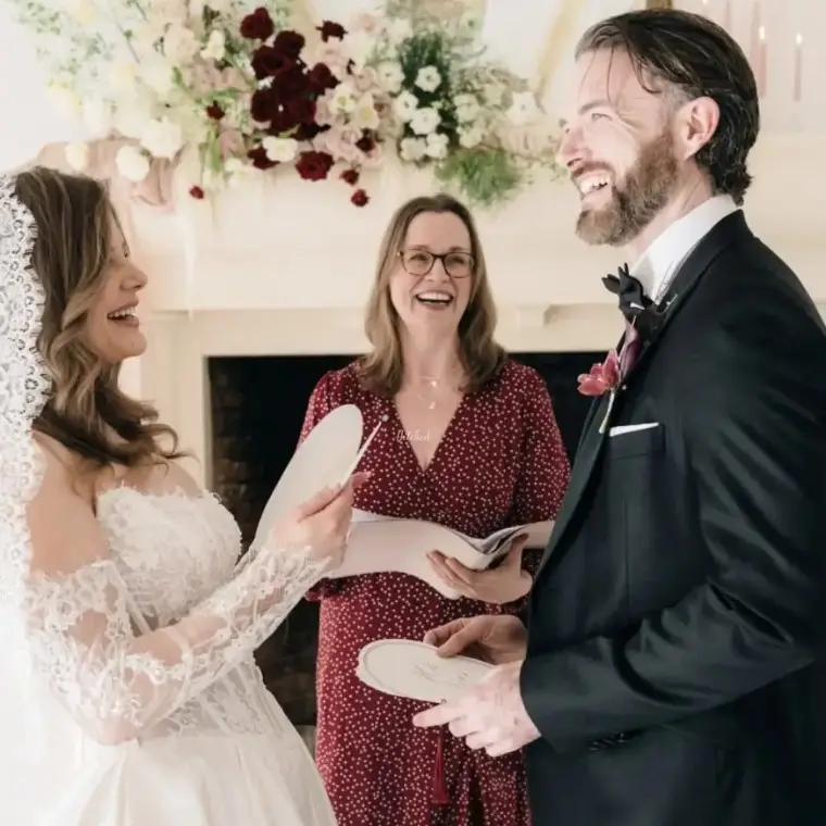 Oxfordshire Celebrant Helen Crook 