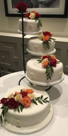 Karen Liddle Cakes Cakes and Sweet Treats in Oxfordshire