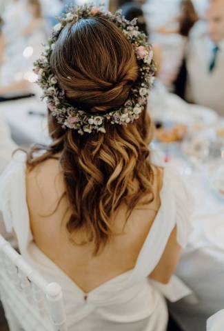 Sally Crouch - Pro Makeup Artist & Hair Stylist Beauty, Hair & Make-up in Oxfordshire