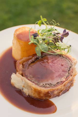 Beef Wellington, Fondant Potato, Red Wine Jus