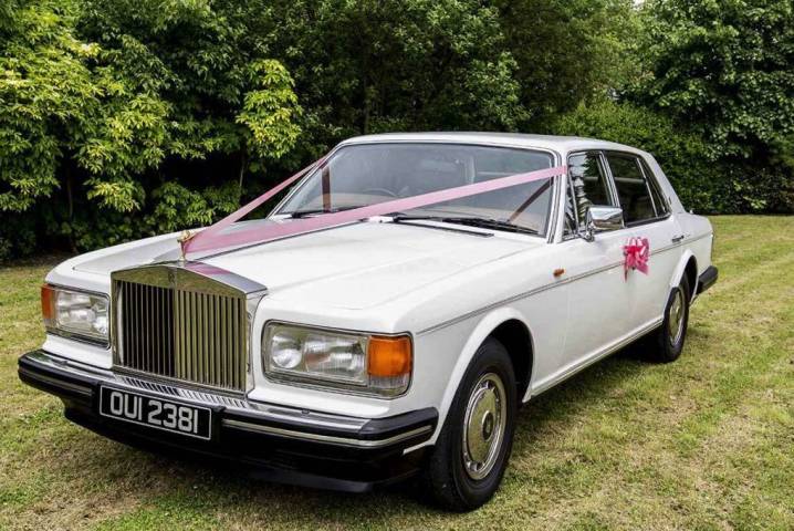 LadyR Wedding and Chauffeur Hire,Cars & Horse Drawn Carriages in Kent
