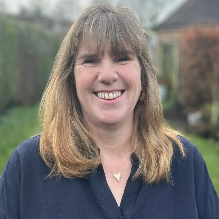 Debbie  Munro Celebrant