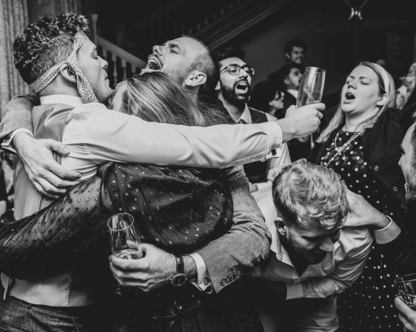 Fizz and Groove Discos & DJ's in Surrey