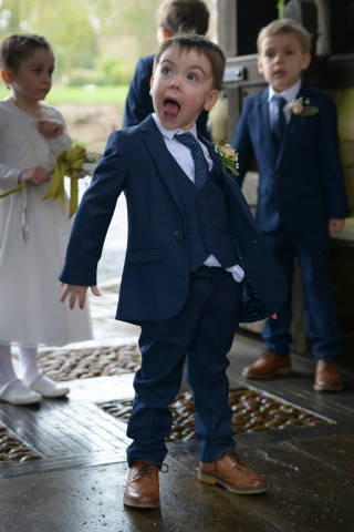 Stone Photos Wedding Photographer in Berkshire, Buckinghamshire, Surrey, Bride, Relaxed, natural, candid, Groom, Love, Couple, Portraits, page boy, Taplow, st Nicolas church