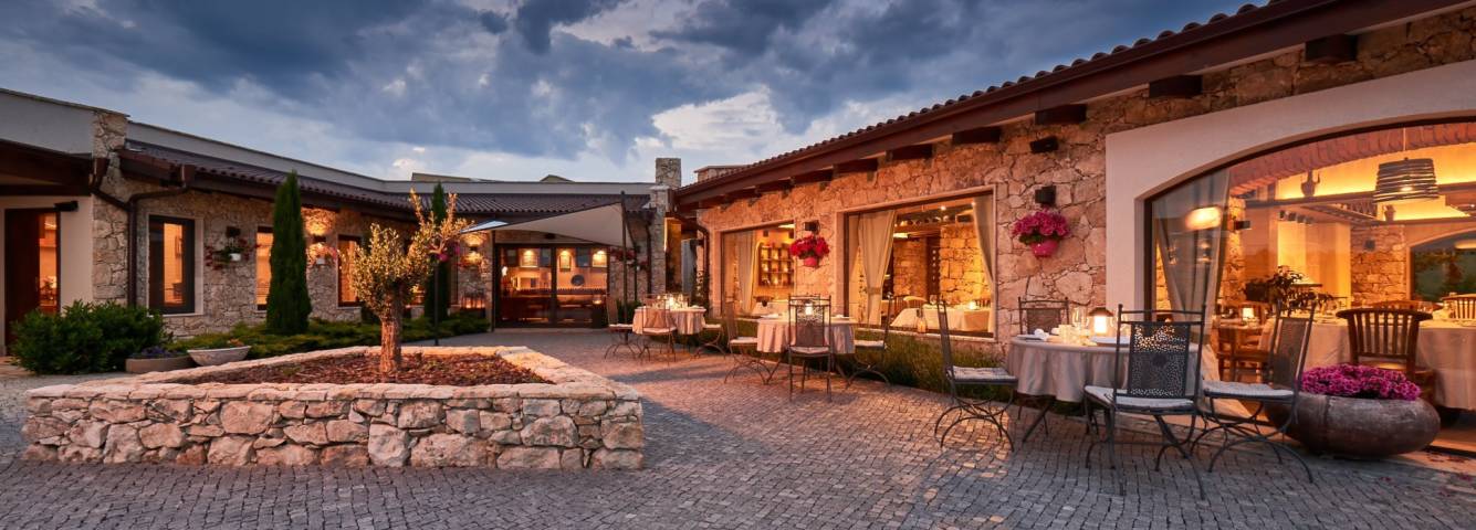 Zornitza Family Estate Relais & Châteaux Weddings Abroad in Overseas