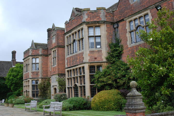 Putteridge Bury Conference Centre,Venues in Bedfordshire