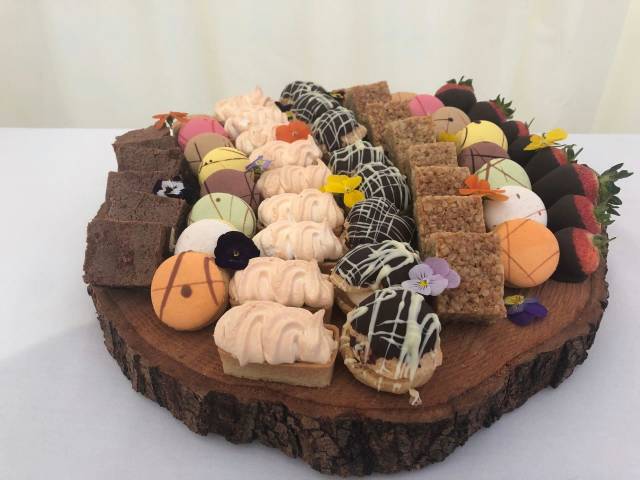 Elegant Cuisine Caterers & Catering Hire in Oxfordshire