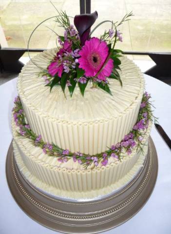 Karen Liddle Cakes Cakes and Sweet Treats in Oxfordshire