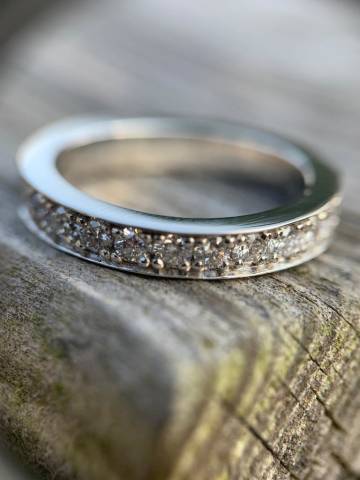 Caan Thomas Jewellery Designer Jewellery in Buckinghamshire