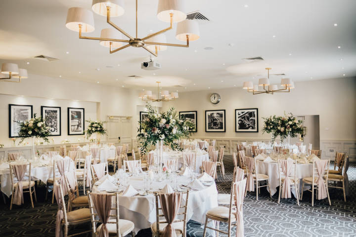 Milton Hill House wedding reception venue in Abingdon, Oxfordshire - wedding breakfast and civil cer