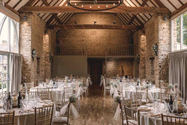 The Great Barn, barn wedding venue Oxfordshire wedding breakfast