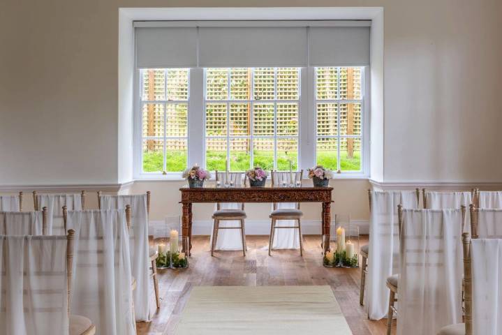 Indoor Ceremonies at Holbrook Manor