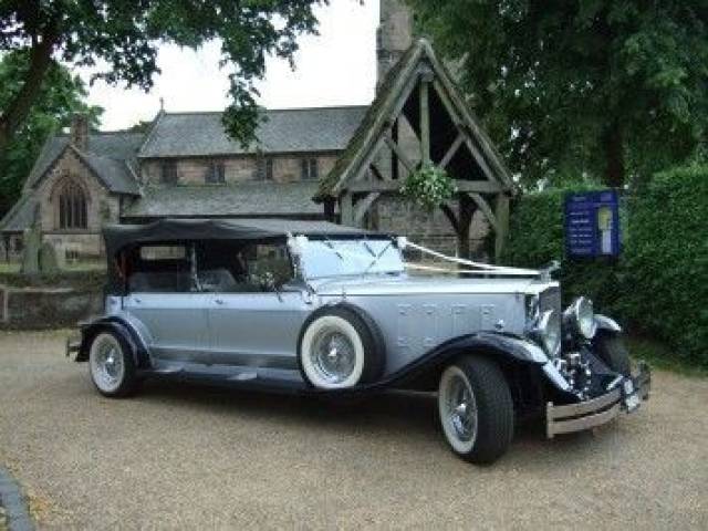 Wedding car hire in Wigan