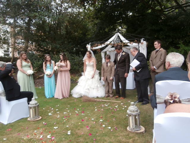 Trevor English Toastmaster/ Celebrant,Celebrants & Toastmasters in Hampshire