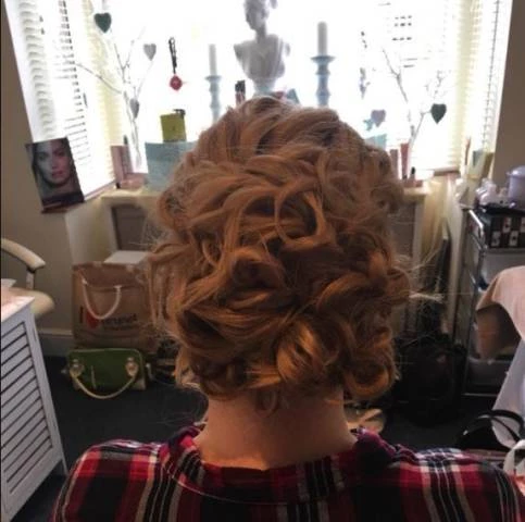 Emma Goodwin Hair & Makeup,Beauty, Hair & Make-up in Oxfordshire