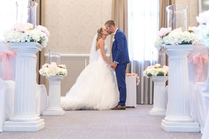 Villiers Hotel Wedding Venue Venues in Buckinghamshire