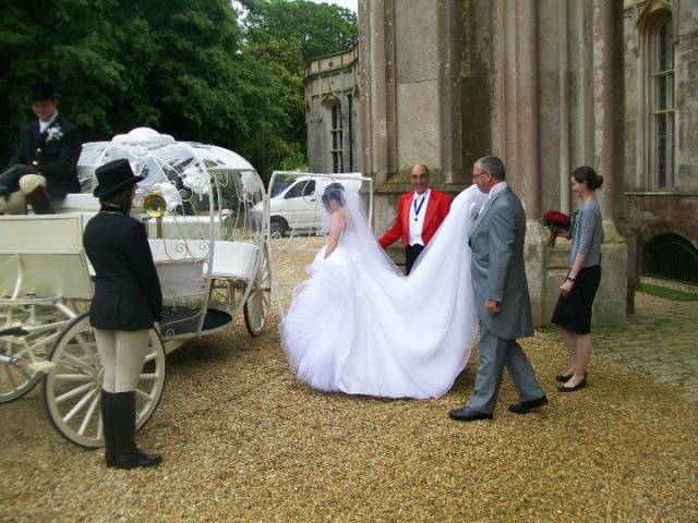Bramble Farm Carriage Hire, Cars and Horse Drawn Carriages in Wiltshire