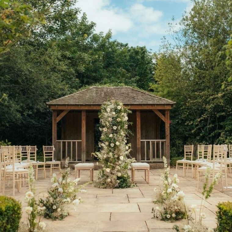 Outdoor Ceremony 
