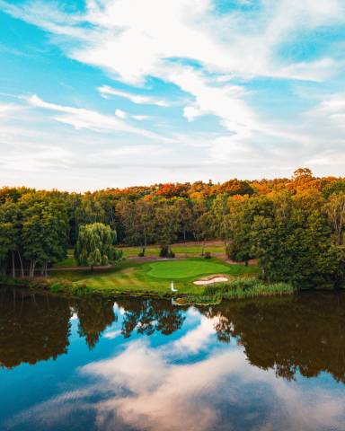 Silvermere Inn on the Lake Venues in Surrey