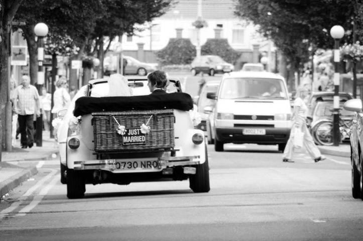 Cars and Horse Drawn Carriages in Lincolnshire  