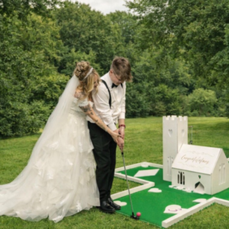 Wedding crazy golf