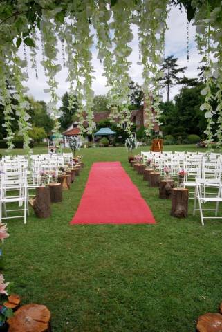 Ridge Farm,Venues in Surrey