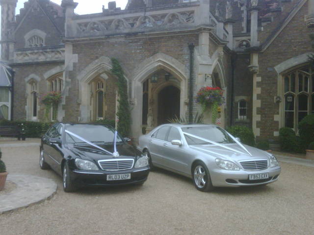 Cars and Horse Drawn Carriages in Berkshire