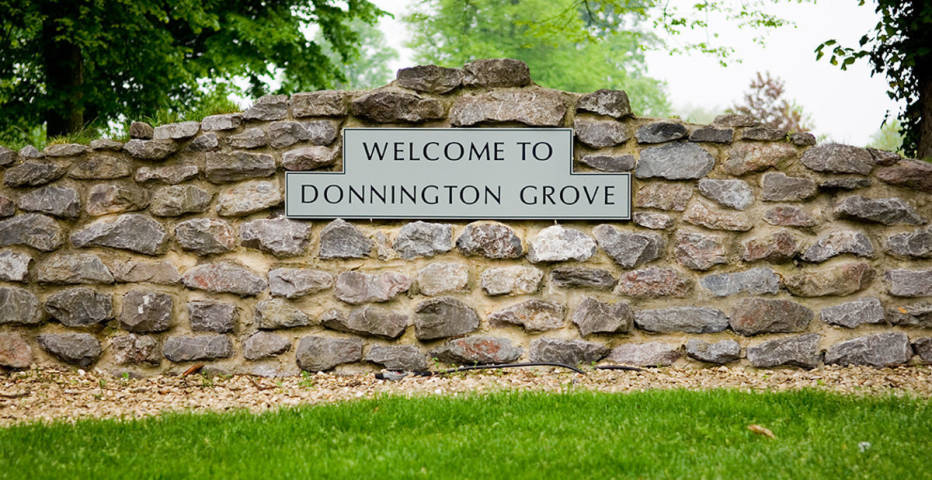 Donnington Grove Golf & Country Club wedding venue in Newbury Berkshire, country club wedding venue