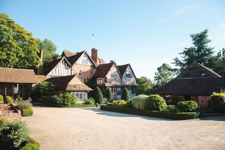 Gorcott Hall Historic Wedding Venue in Warwickshire