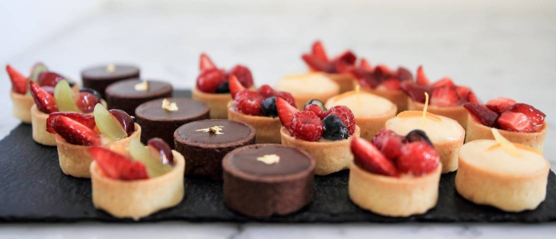 Sweet Canapés, Asperion Hillside