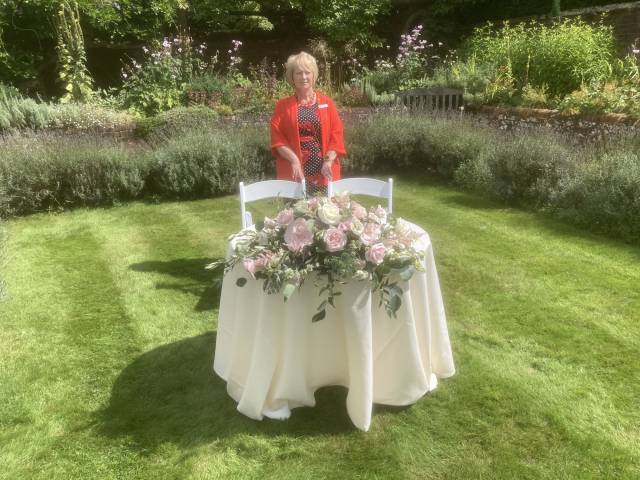 Liz Bagley Celebrant Celebrants & Toastmasters in Northamptonshire