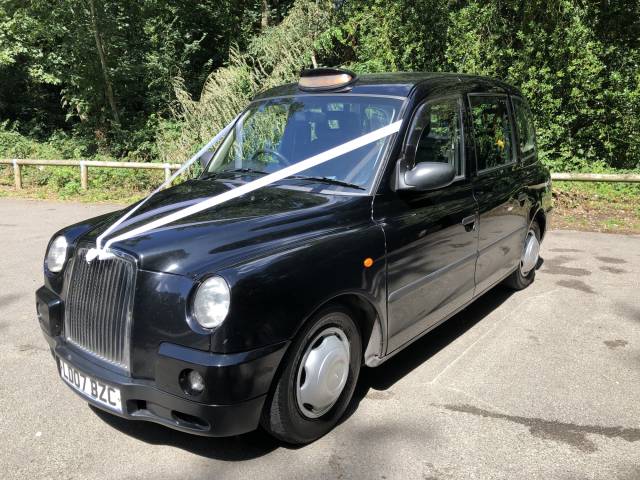 Flying Lady Cars Transport in Berkshire
