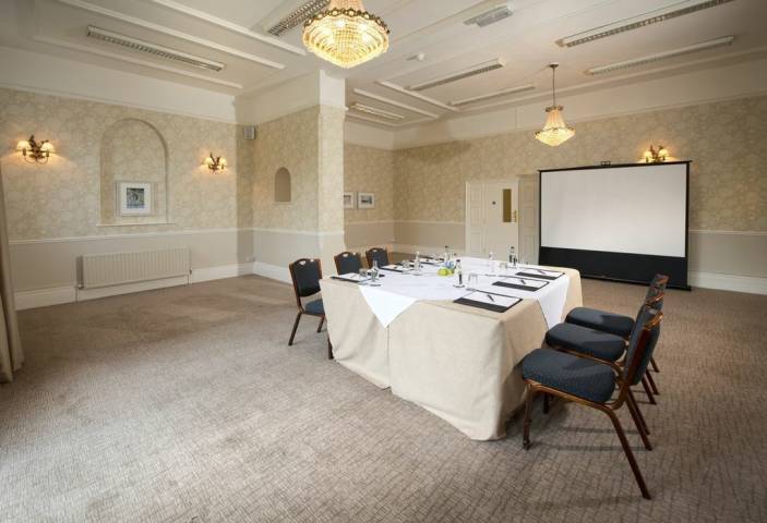 Moorhill House Hotel, Guest Accommodation in Hampshire