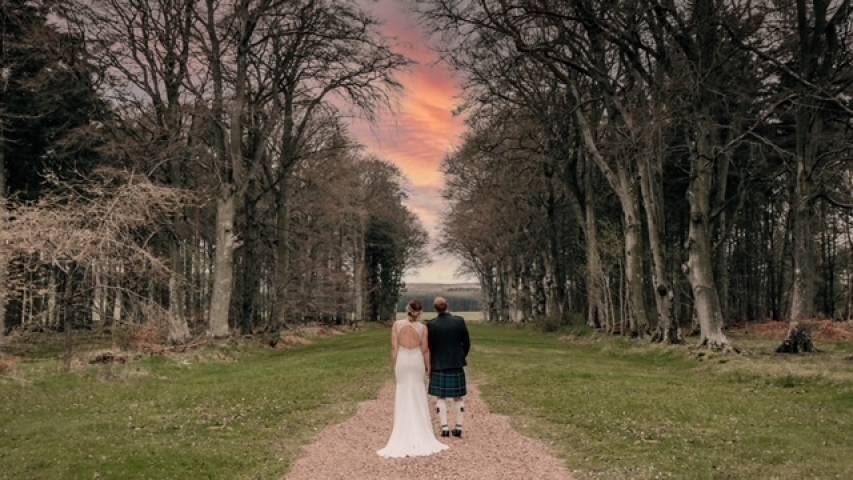Wedderlie House, Old Driveway, Picturesque, Treeline, Couple's pictures