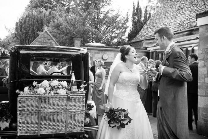 Quaint and Quirky Motor Company,Cars & Horse Drawn Carriages in Oxfordshire