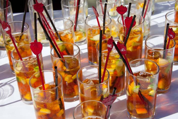 Arrival Drinks at Afford Park - Wedding Venue In Suffolk