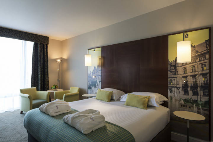 Mercure Sheffield St Paul's Hotel and Spa,Guest Accommodation in Yorkshire - South