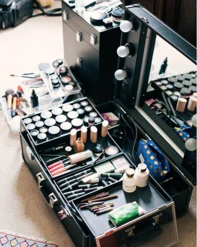 Charlie Jennings Beauty Therapy & Bridal Make-up Beauty, Hair & Make-up in Oxfordshire