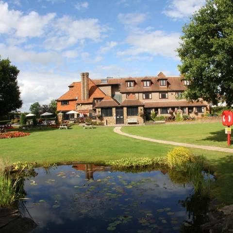 Stirrups Country House Hotel,Guest Accommodation in Berkshire
