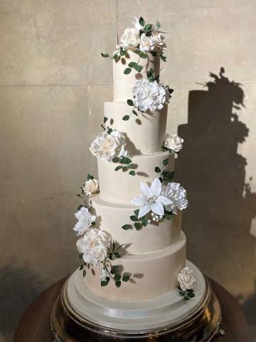 Tracey Mann Cake Design at Ashridge House