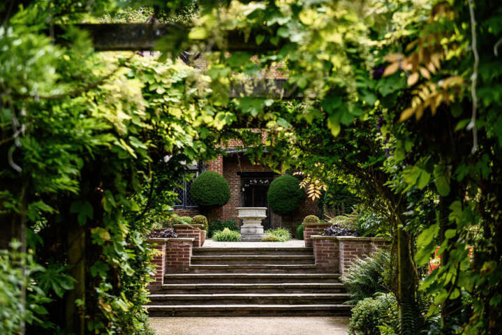 Gorcott Hall,Venues in Warwickshire