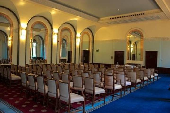 Portsmouth Guildhall, Venues in Hampshire