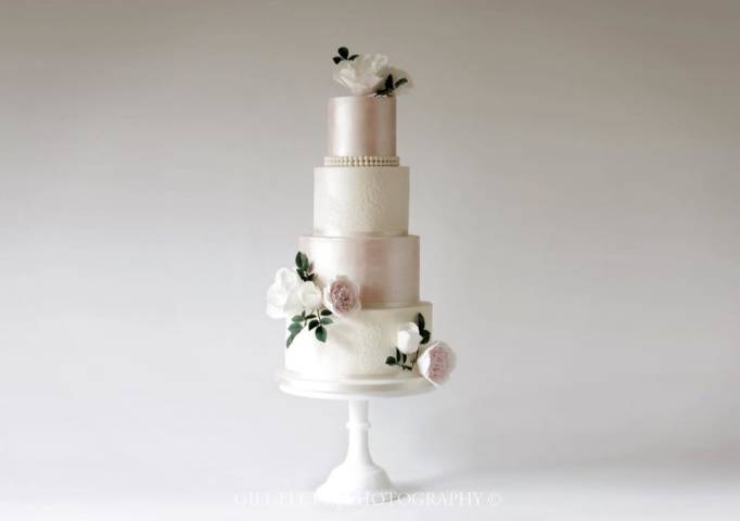 Designer Cakes by Elle,Cakes and Sweet Treats in Surrey