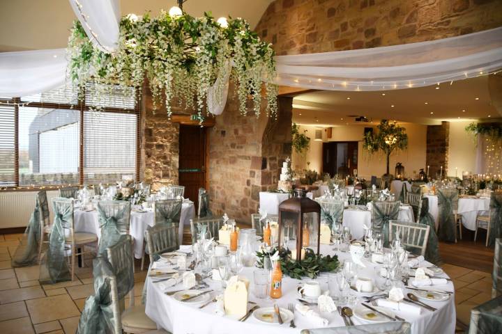 Beeston Manor,Venues in Lancashire